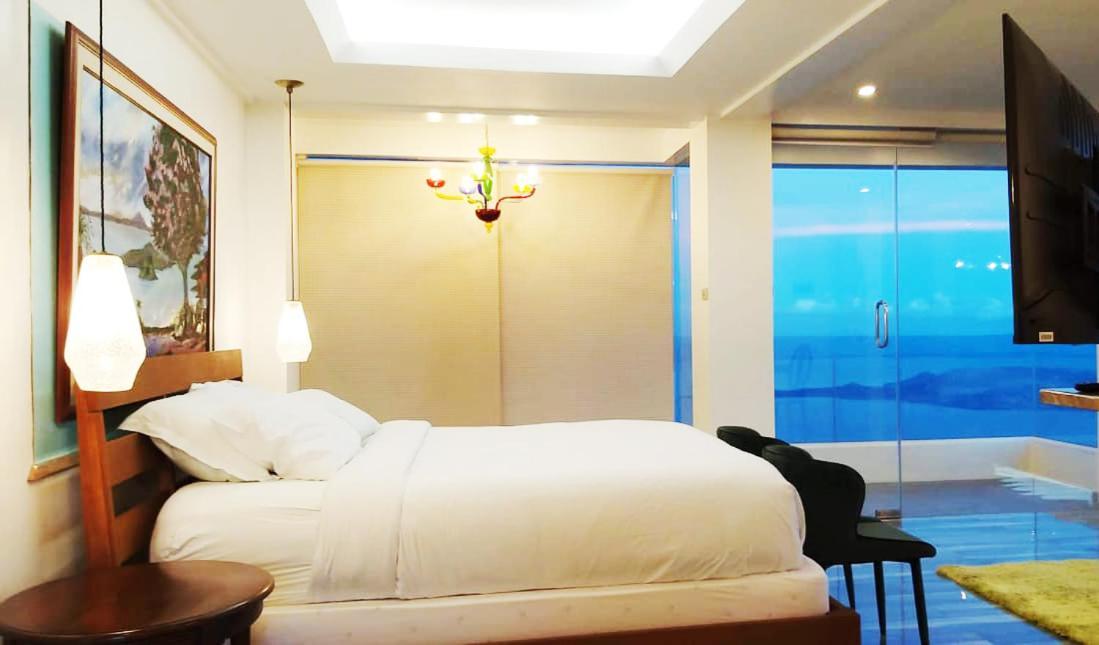The Carmelence View Panzió Tagaytay City Kültér fotó